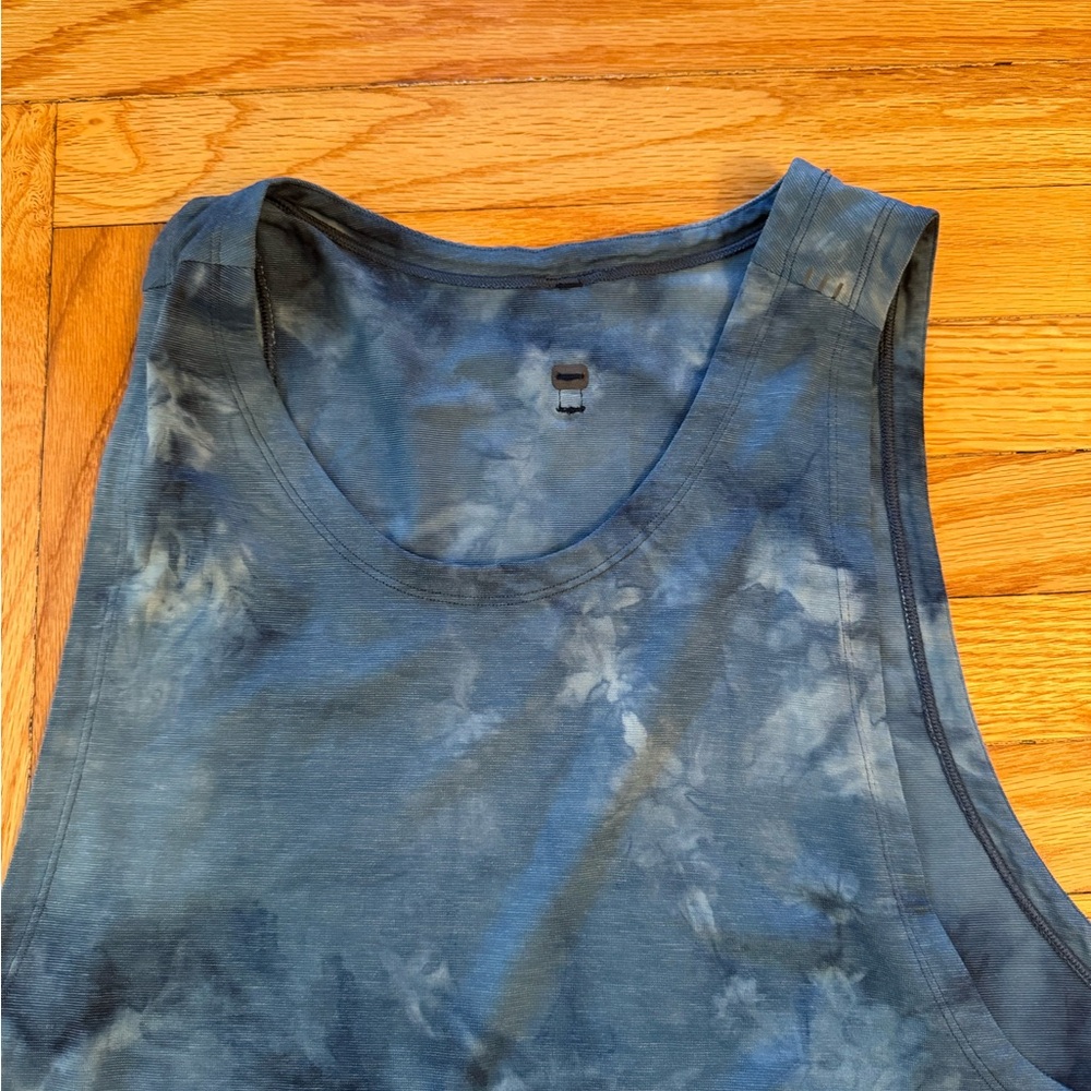 Lululemon Mens Blue Tie-Dye Tank Top - Picture 2 of 4